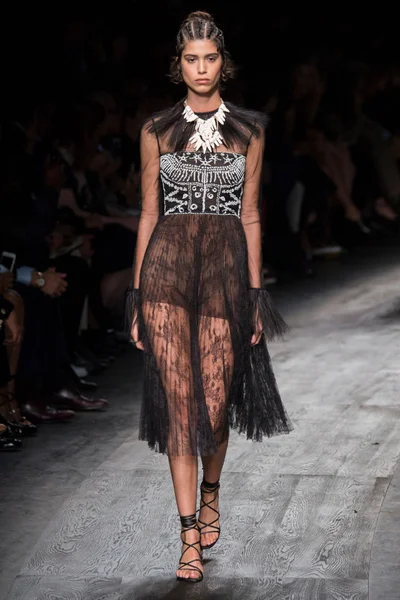 Look 79
